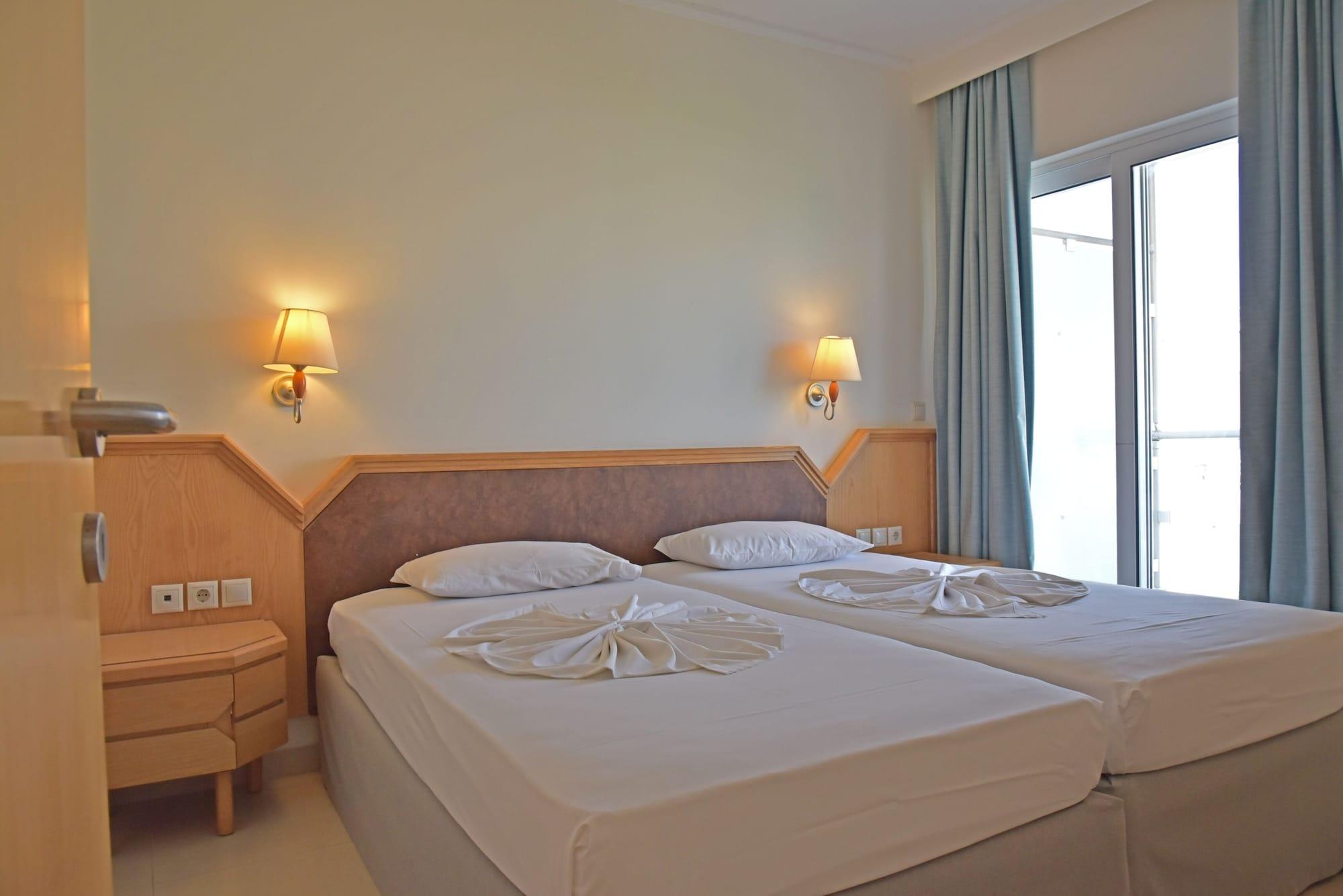 Bristol Sea View Apartments Kos Town Exterior photo